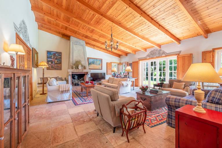 Azenhas do Mar, Sala