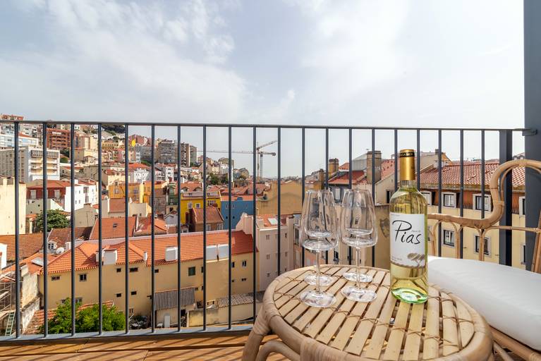 Vinho Pias, Vista Lisboa