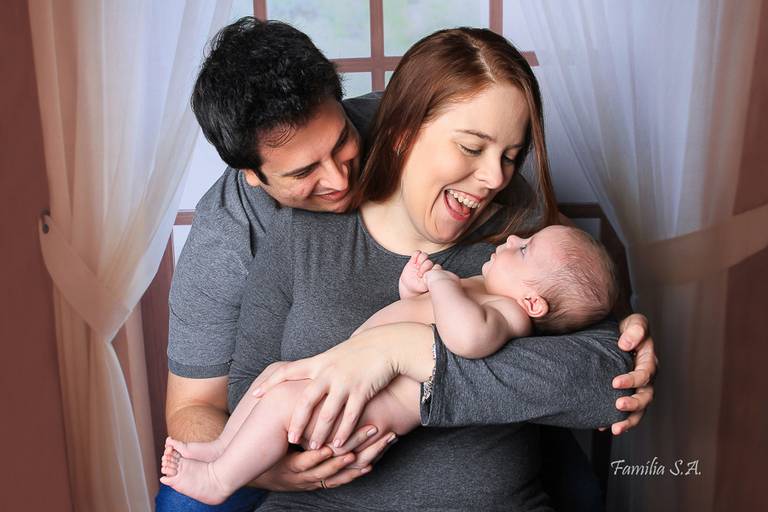 Fotografia de Bebês 3 meses com os Pais