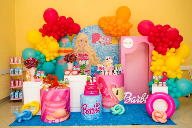 festa pool party da barbie