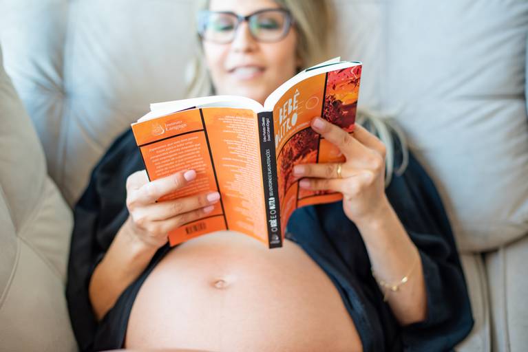 Ensaio gestante em casa Campinas Bia Lima Fotografia