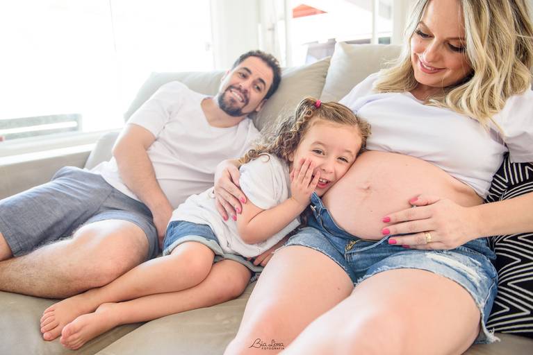 Ensaio gestante em casa com filho mais velho Campinas Bia Lima Fotografia
