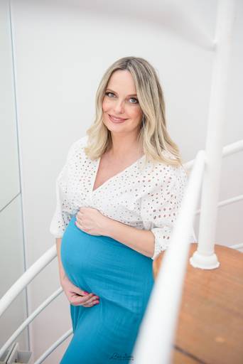 Ensaio gestante em casa minimalista Campinas Bia Lima 