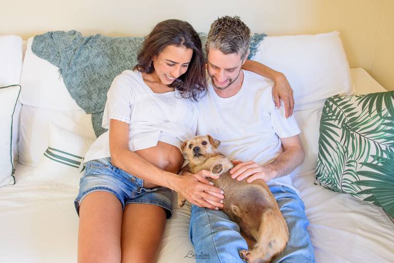 Ensaio gestante em casa Campinas Bia Lima Fotografia com pet