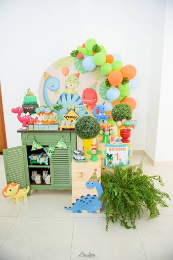 Aniversário infantil Campinas em casa dinossauro