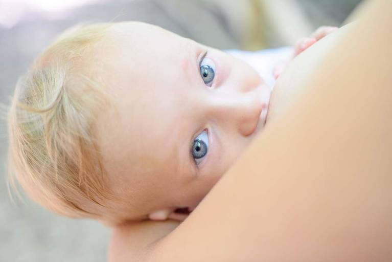 Ensaio acompanhamento trimestral bebê Campinas