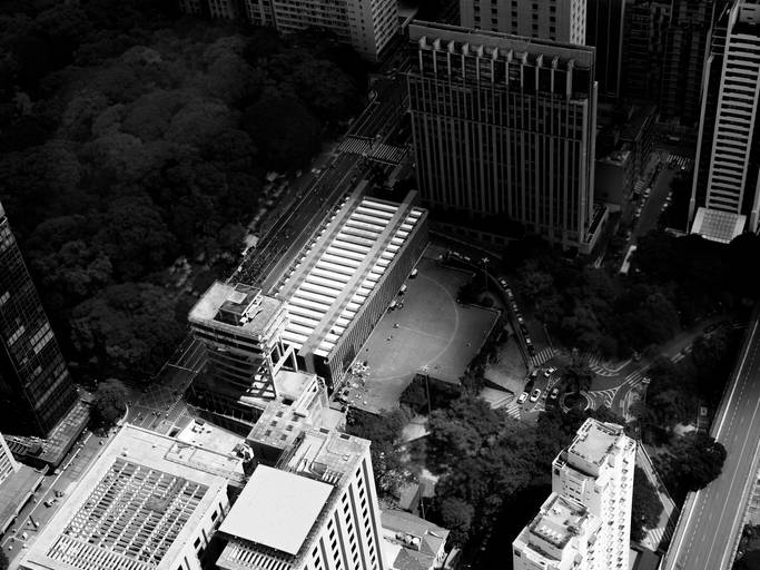 Fotografia aerea em São Paulo do MASP na Avenida Paulista