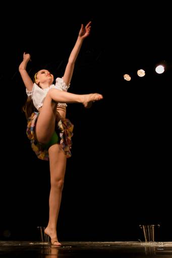 Concórdia em Dança 2019

#concordia #danca #ballet #jazz #bailarina #bailarino #bailarinos #grupodedanca #dancacontemporanea #dancafolclorica 