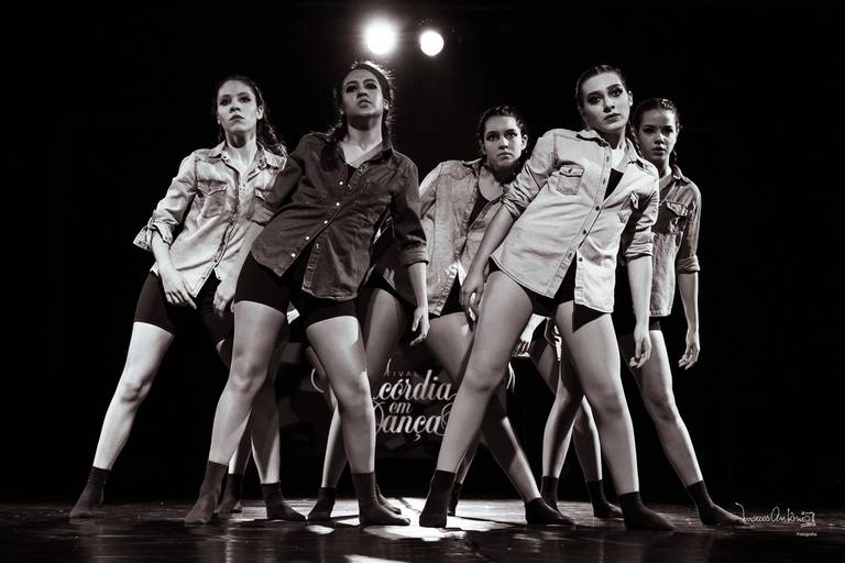 Concórdia em Dança 2019

#concordia #danca #ballet #jazz #bailarina #bailarino #bailarinos #grupodedanca #dancacontemporanea #dancafolclorica 