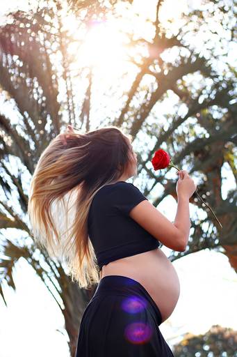 melhores-fotos-ensaio-gestante-winnie-rosa-fotografo-balanço-rosa vermelha-rj-fotos-diferentes-gravida- Ademir Mello-muro grafite-35-semanas-melhores-fotos-gestante-35 semanas-rj-fotografa-floriano-barra mansa-retrato-winnie-rosa-fotos