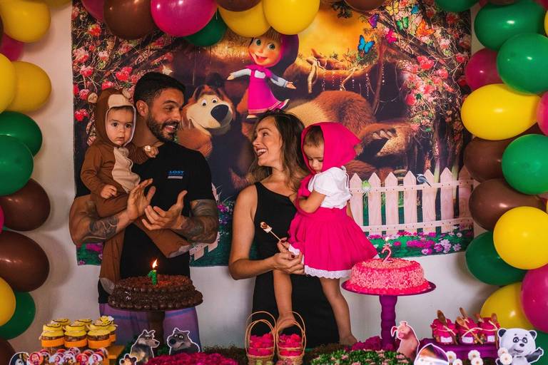 aniversario duplo festa do masha e o urso aracuai em casa aniversario na pandemia