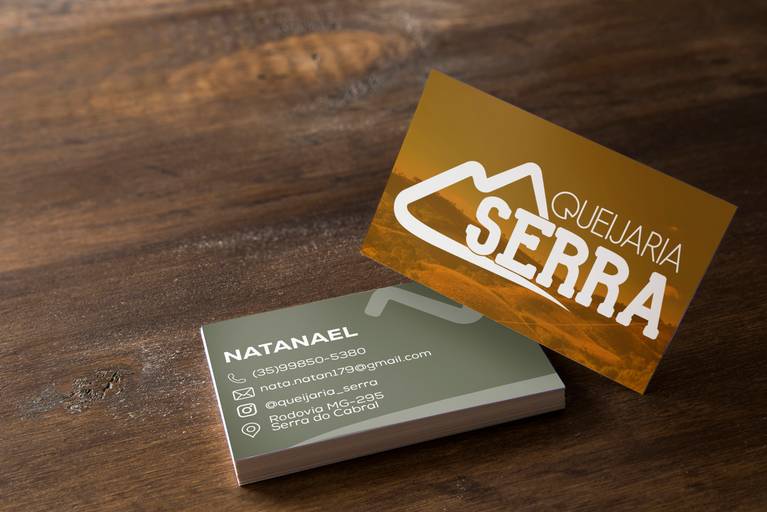 Criação de cartão de visita.
Cliente: Queijaria Serra