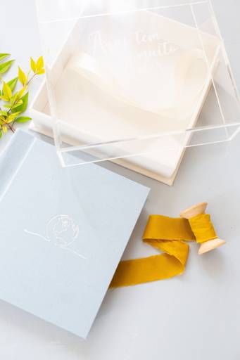 Box de Álbum Fotográfico para colar fotos e caixa acrílico