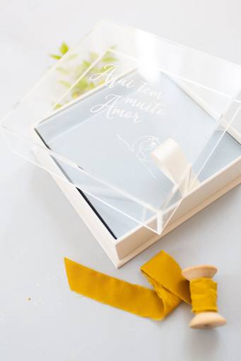 Box de Álbum Fotográfico para colar fotos e caixa acrílico