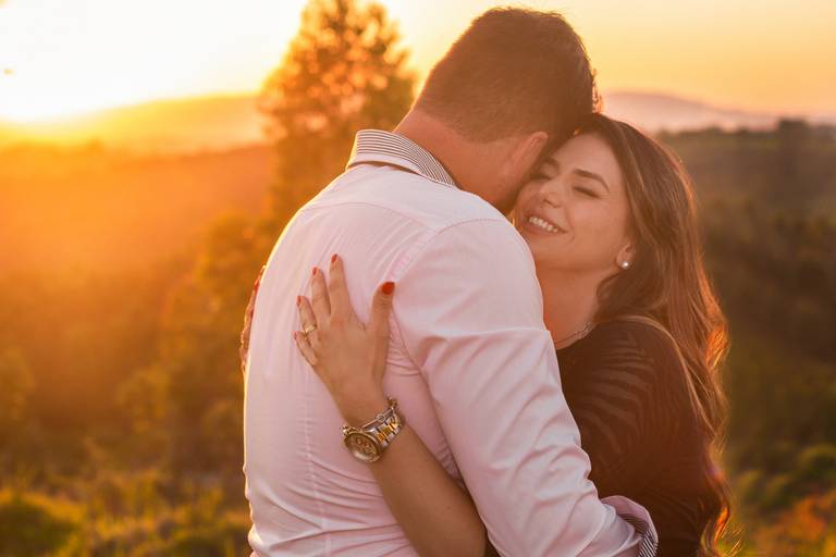 Fotografia de casal em paisagem em Campo Limpo Paulista