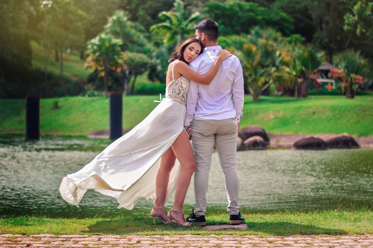 Ensaio fotográfico de casal no Jardim Botânico de Jundiaí