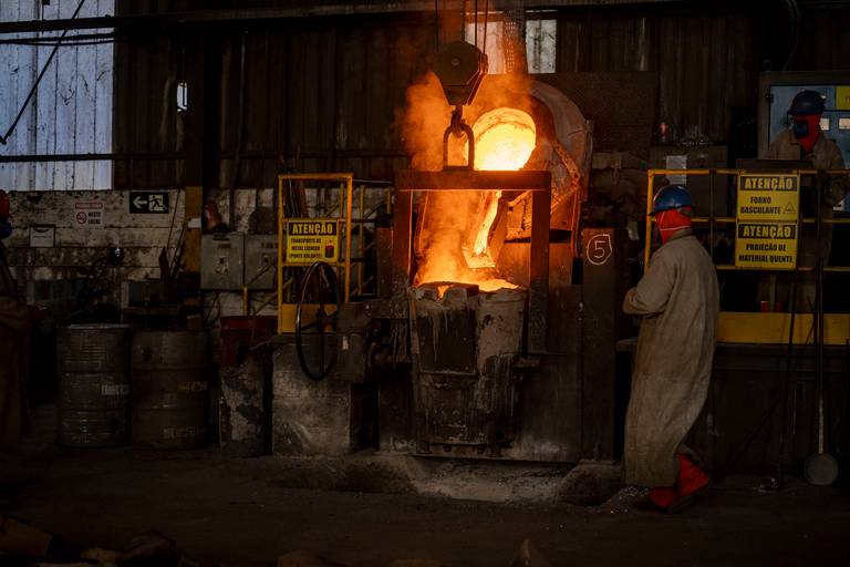 Fotos Corporativas de Indústria e fotos de indústria metalúrgica 