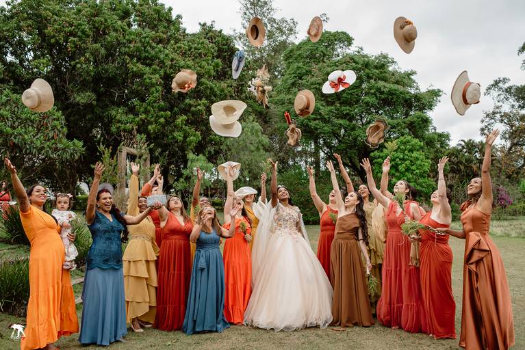 alegria compartilhada com a noiva 