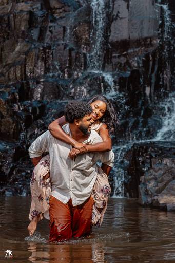 ensaio pre wedding na cachoeira 