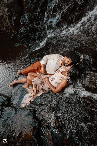 pre wedding na cachoeira 