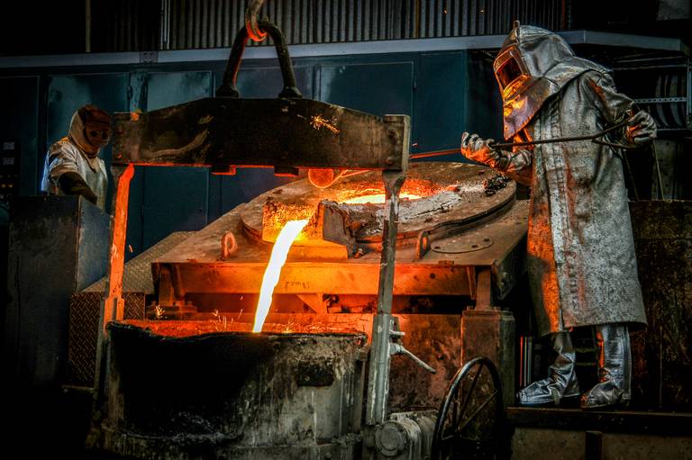 INDUSTRIA - CORPORATIVO