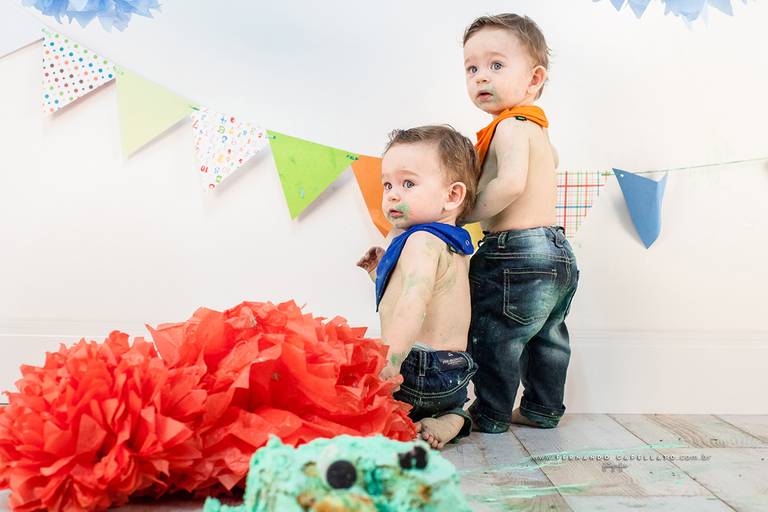 ensaio smash the cake, smash the cake, fotógrafo de família, fotografia de família, foto de bebê, fotografia de bebê, ensaio de bebê
