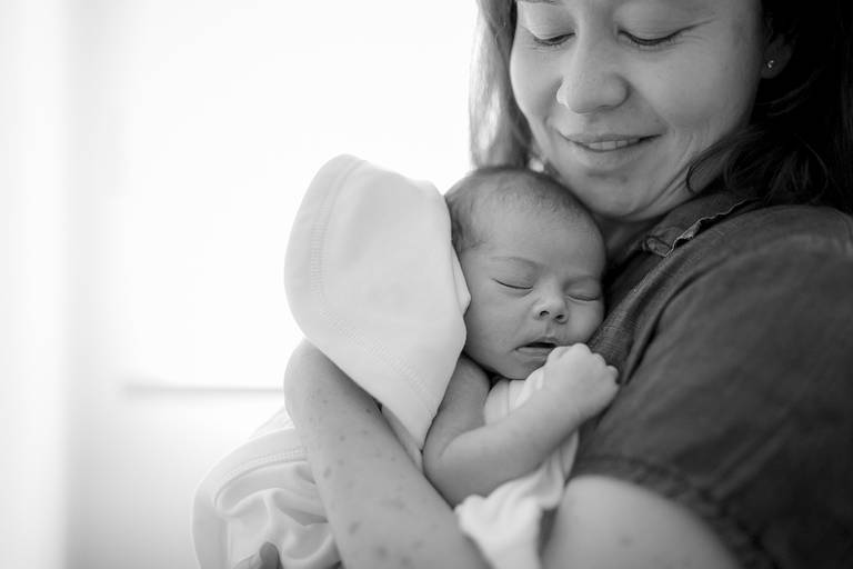 newborn, ensaio de família, ensaio newborn, ensaio de bebe, newborn sp, newborn sjc, newborn vale do Paraíba, ensaio de família, fotografia de família, fotógrafo de família, foto de família, ensaio em casa, ensaio lifestyle