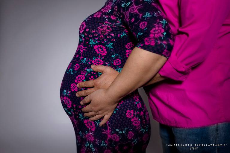 Ensaio de gestante em casa lifestyle