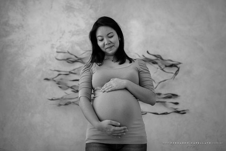 Ensaio de gestante em casa lifestyle
