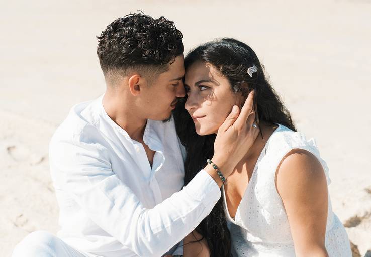 Sessão casal 
roupa branca 
tons neutros
