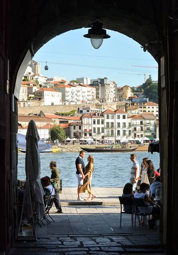 sessão solteiros ribeira do porto