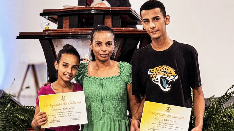 JUNIOR & FAMÍLIA 