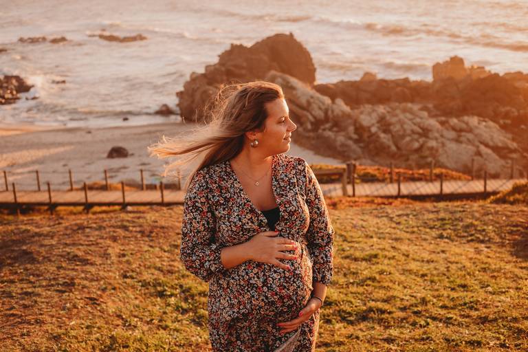 fotografia de maternidade, sessão fotografica gravida, gravidez, melhores fotografos de gravidas, melhores fotografos de familia de portugal, sessao por do sol, sessao praia