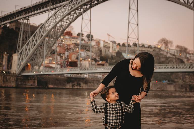 fotografia de maternidade, sessão fotografica gravida, gravidez, melhores fotografos de gravidas, melhores fotografos de familia de portugal, sessao ribeira porto