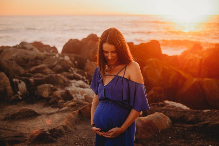 fotografia de maternidade, sessão fotografica gravida, gravidez, melhores fotografos de gravidas, melhores fotografos de familia de portugal, sessao por do sol, sessao praia