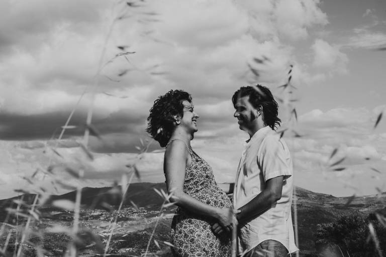 fotografia de maternidade, sessão fotografica gravida, gravidez, melhores fotografos de gravidas, melhores fotografos de familia de portugal, sessao montanha, sessao natureza