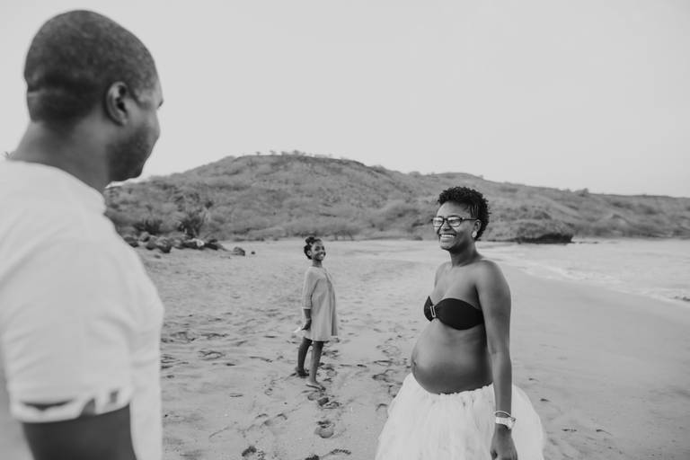 fotografia de maternidade, sessão fotografica gravida, gravidez, melhores fotografos de gravidas, melhores fotografos de familia de portugal, sessao por do sol, sessao praia