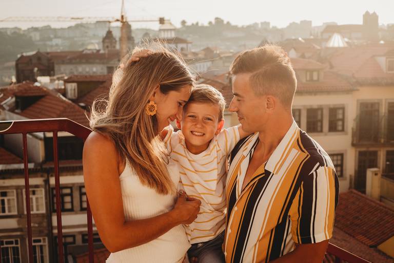 fotografia de familias, sessão fotografica familiar, melhores fotografos de familia, melhores fotografos de crianças de portugal, sessao por do sol, sessao ribeira, sessao porto, sessao baixa