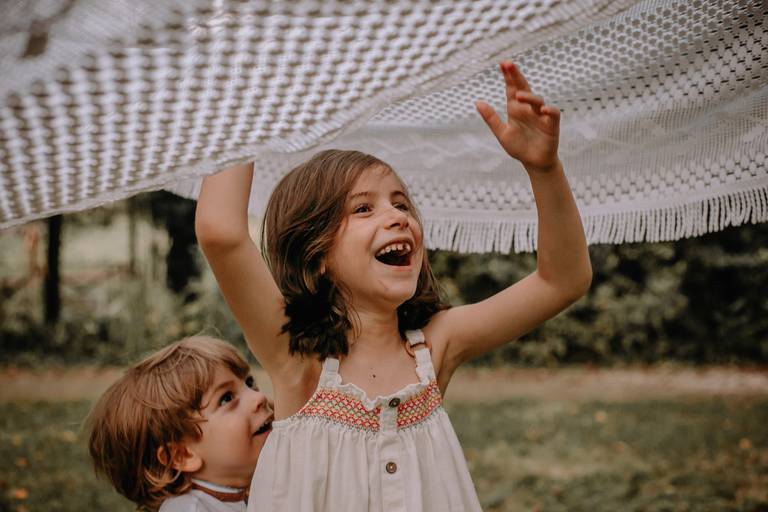 fotografica familiar, melhores fotografos de familia, melhores fotografos de crianças de portugal, sessao por do sol, sessao bosque, sessao natureza