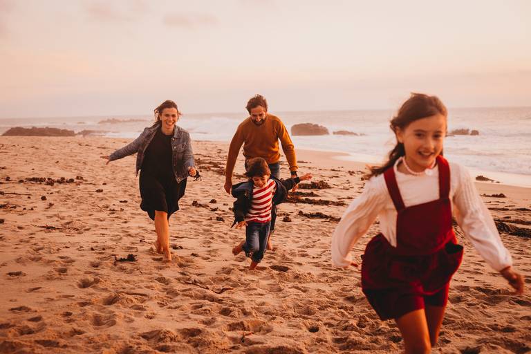 fotografia de familias, sessão fotografica familiar, melhores fotografos de familia, melhores fotografos de crianças de portugal, sessao por do sol, sessao praia