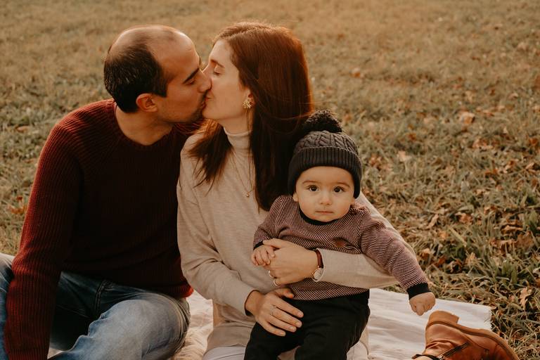 fotografia de familias, sessão fotografica familiar, melhores fotografos de familia, melhores fotografos de crianças de portugal, sessao por do sol, sessao bosque, 