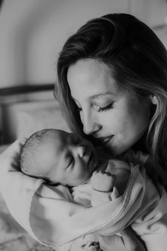 fotografia de recem nascido, sessão fotografica hospitalar, melhores fotografos de familia, melhores fotografos de recem nascido em portugal, sessao hospital, primeiras horas de vida, bebe, newborn