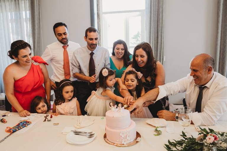 fotografia de batizado, melhores fotografos de batizados, melhores fotografos de familia de portugal, fotografo batismo, corte do bolo