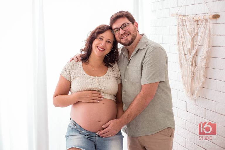 Ensaio gestante em estúdio em Piracicaba | Studio16 Fotografia
