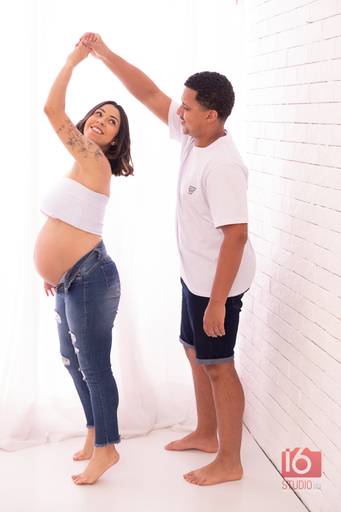 Ensaio gestante em estúdio em Piracicaba | Studio16 Fotografia