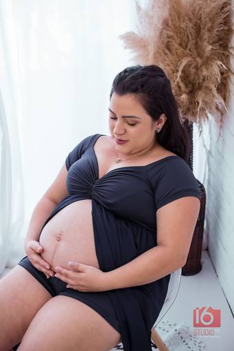 Ensaio gestante em estúdio em Piracicaba | Studio16 Fotografia