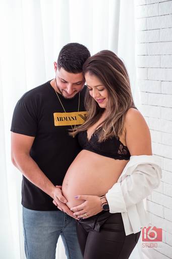 Ensaio gestante em estúdio em Piracicaba | Studio16 Fotografia