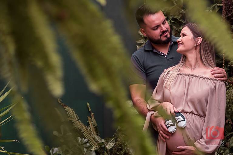 Ensaio gestante em estúdio em Piracicaba | Studio16 Fotografia