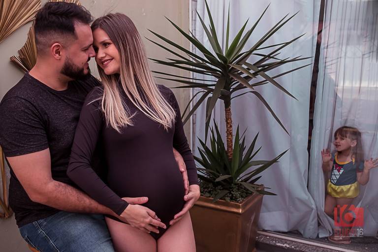 Ensaio gestante em estúdio em Piracicaba | Studio16 Fotografia