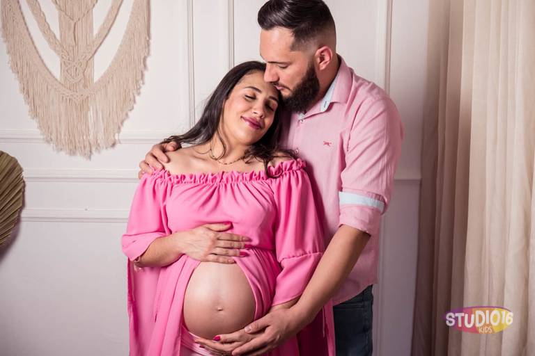 Ensaio gestante em estúdio em Piracicaba | Studio16 Fotografia